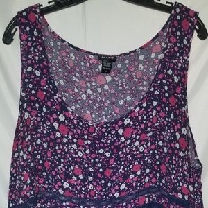 Torrid floral top size 3